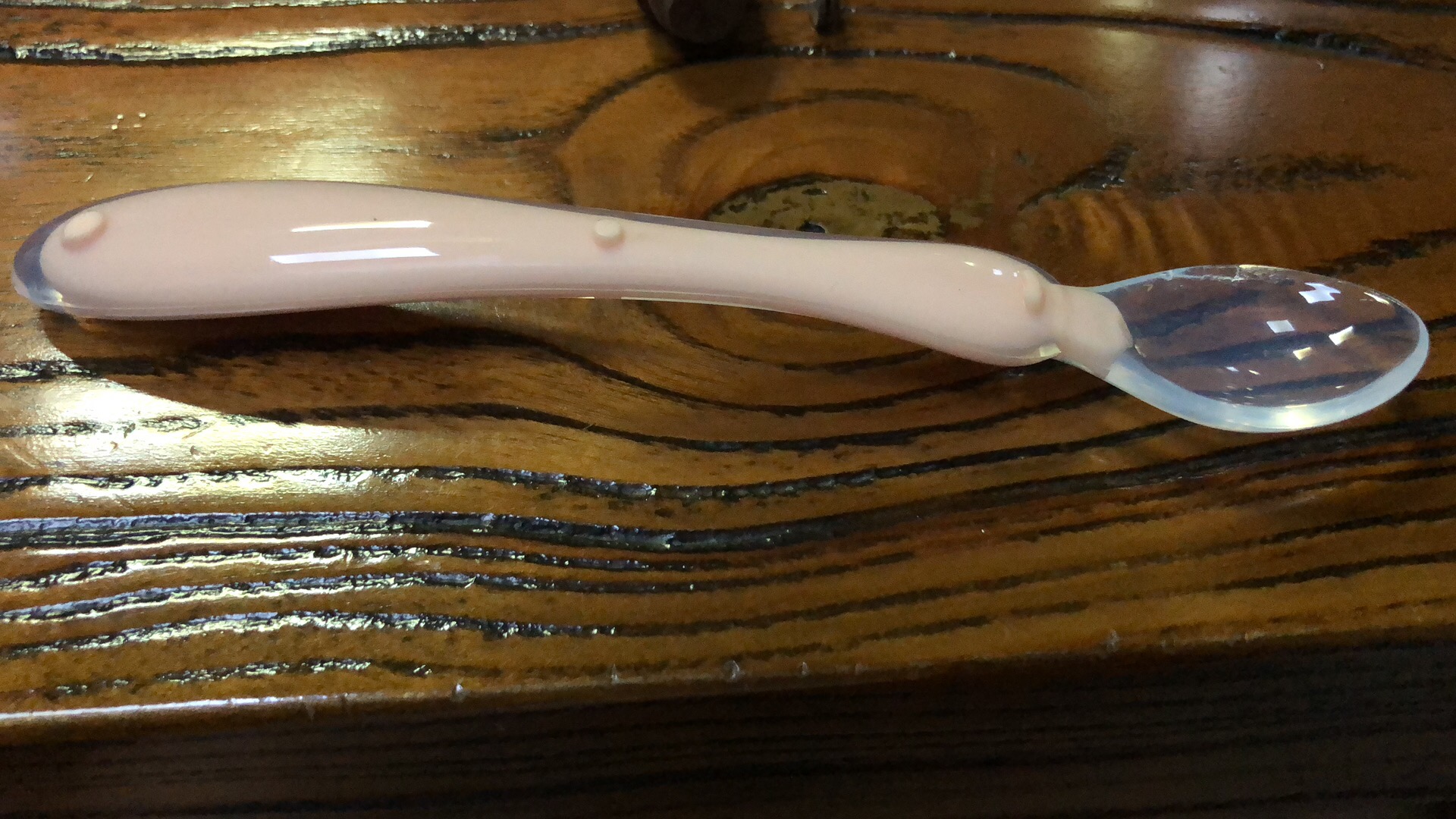 硅膠粘接尼龍膠水,硅膠膠水 硅膠粘接尼龍膠水,硅膠膠水